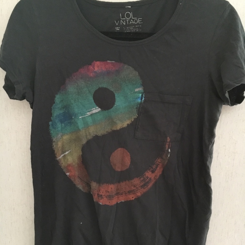 Ying yang t-shirt